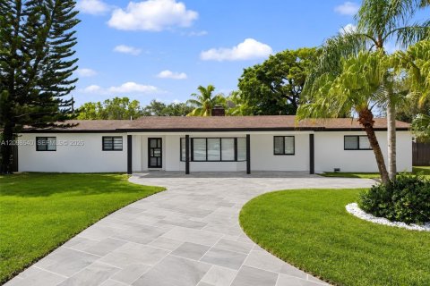 Casa en Palmetto Bay, Florida 4 dormitorios, 172.8 m2 № 2398143