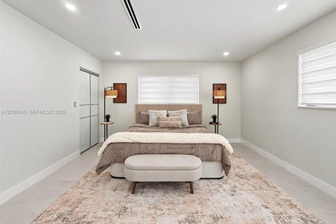 Casa en venta en Palmetto Bay, Florida, 4 dormitorios, 172.8 m2 № 2398143 - foto 29