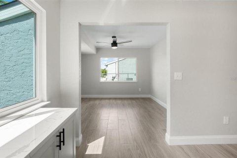 Casa en venta en North Port, Florida, 3 dormitorios, 124.77 m2 № 1515915 - foto 16