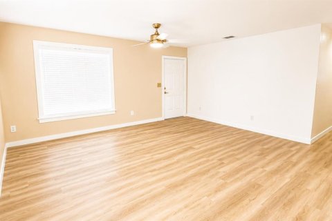 Villa ou maison à vendre à Okeechobee, Floride: 3 chambres, 93.65 m2 № 2388462 - photo 5