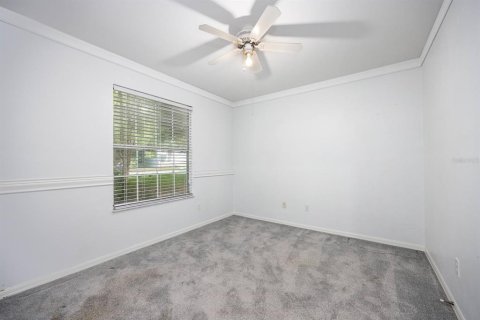House in Gainesville, Florida 3 bedrooms, 136.01 sq.m. № 2379159 - photo 10
