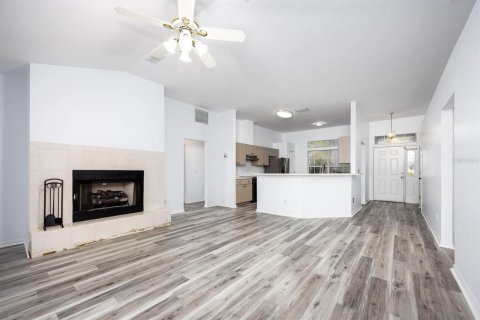 House in Gainesville, Florida 3 bedrooms, 136.01 sq.m. № 2379159 - photo 5