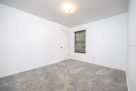 House in Gainesville, Florida 3 bedrooms, 136.01 sq.m. № 2379159 - photo 11
