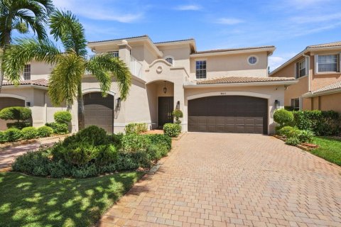 Villa ou maison à Boynton Beach, Floride 4 chambres, 302.12 m2 № 2403931