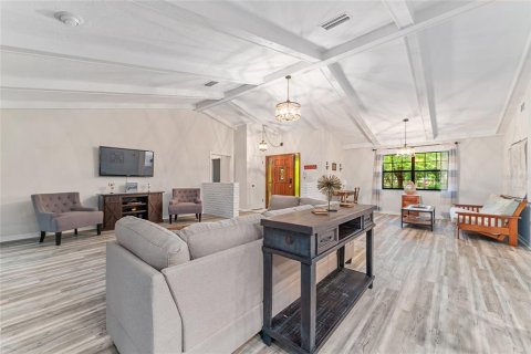 Villa ou maison à louer à Ocala, Floride: 3 chambres, 185.25 m2 № 1901469 - photo 13