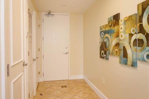 Condo in Orlando, Florida, 2 bedrooms  № 1784421 - photo 2
