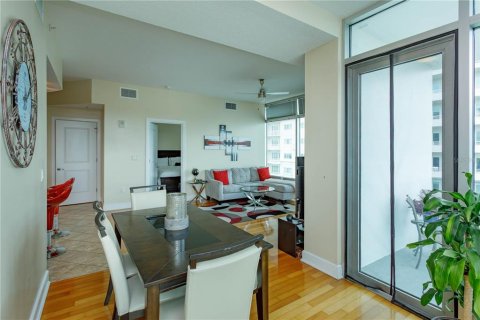 Condo in Orlando, Florida, 2 bedrooms  № 1784421 - photo 8