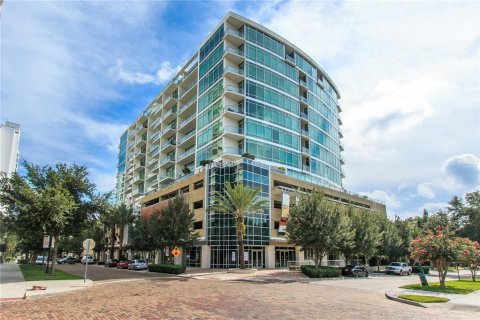 Condo in Orlando, Florida, 2 bedrooms  № 1784421 - photo 1