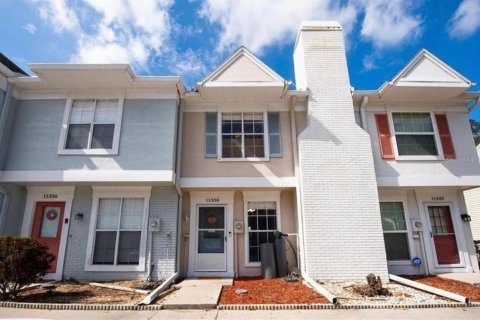 Townhouse in Temple Terrace, Florida 2 bedrooms, 83.61 sq.m. № 2318431