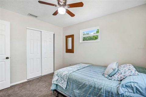 House in Edgewater, Florida 4 bedrooms, 145.3 sq.m. № 2205675 - photo 22