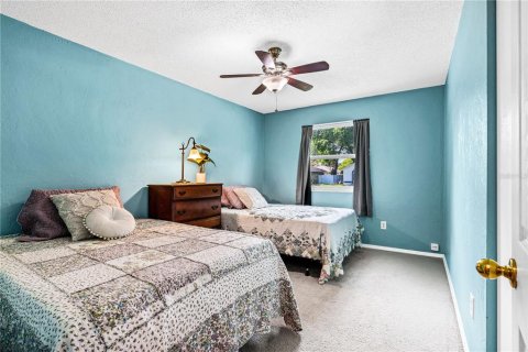 House in Edgewater, Florida 4 bedrooms, 145.3 sq.m. № 2205675 - photo 19