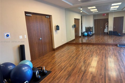 Condo in Miami, Florida  № 2042390 - photo 14