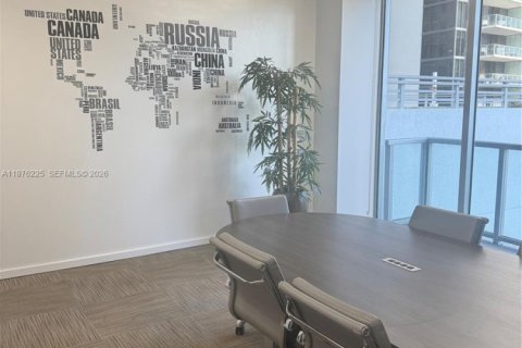 Condo in Miami, Florida  № 2042390 - photo 12