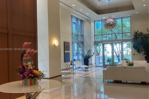 Condo in Miami, Florida  № 2042390 - photo 11