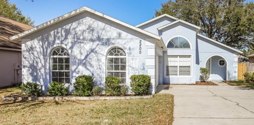 Villa ou maison à Clermont, Floride 3 chambres, 137.68 m2 № 2427305