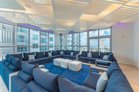 Condo in Miami, Florida  № 1738167 - photo 15