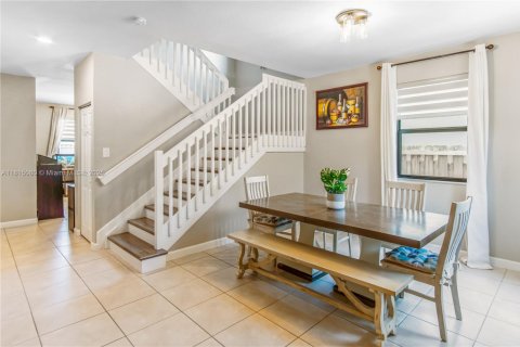 House in Homestead, Florida 4 bedrooms, 258.27 sq.m. № 1768197 - photo 15