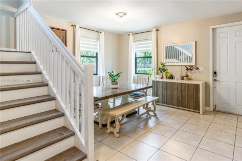 House in Homestead, Florida 4 bedrooms, 258.27 sq.m. № 1768197 - photo 13