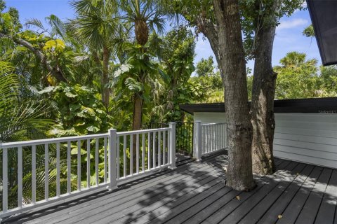House in Nokomis, Florida 3 bedrooms, 254.09 sq.m. № 1857732 - photo 21