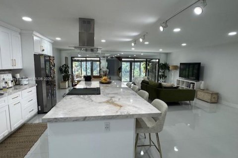 Copropriété à louer à Plantation, Floride: 3 chambres, 201.6 m2 № 1882534 - photo 11