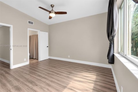 Touwnhouse à vendre à Plantation, Floride: 2 chambres, 103.12 m2 № 2412899 - photo 8
