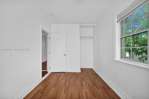 Commercial property in Miami, Florida № 2066578 - photo 19