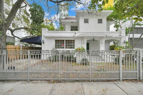 Commercial property in Miami, Florida № 2066578 - photo 7