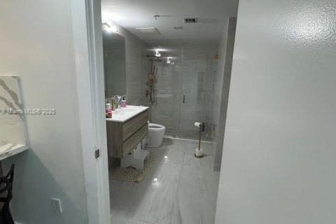 Снять в аренду кондоминиум в Авентура, Флорида 2 спальни, 112.41м2, № 1956904 - фото 14