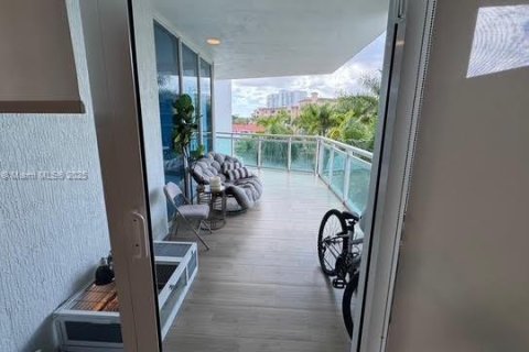 Снять в аренду кондоминиум в Авентура, Флорида 2 спальни, 112.41м2, № 1956904 - фото 29