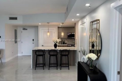 Снять в аренду кондоминиум в Авентура, Флорида 2 спальни, 112.41м2, № 1956904 - фото 19