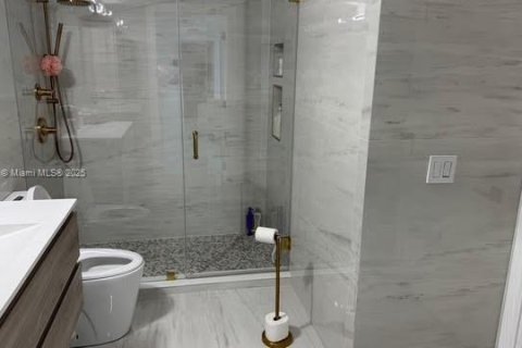 Снять в аренду кондоминиум в Авентура, Флорида 2 спальни, 112.41м2, № 1956904 - фото 16