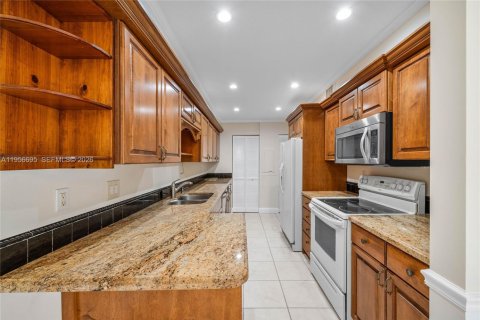 Townhouse in Jupiter, Florida 3 bedrooms, 134.89 sq.m. № 2088360 - photo 9