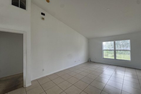 Villa ou maison à vendre à Port St. Lucie, Floride: 4 chambres, 207.73 m2 № 2084563 - photo 9