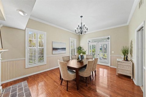 House in Saint Petersburg, Florida 5 bedrooms, 372.35 sq.m. № 2127065 - photo 13