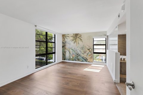 Condominio en alquiler en Key Biscayne, Florida, 2 dormitorios, 115.38 m2 № 1921155 - foto 11