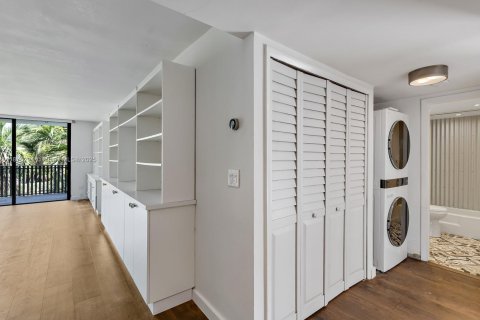 Condominio en alquiler en Key Biscayne, Florida, 2 dormitorios, 115.38 m2 № 1921155 - foto 21