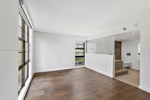 Condominio en alquiler en Key Biscayne, Florida, 2 dormitorios, 115.38 m2 № 1921155 - foto 14