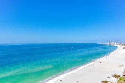 Condominio en venta en Clearwater, Florida, 3 dormitorios, 180.42 m2 № 2097373 - foto 2
