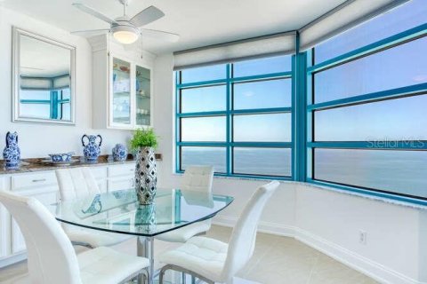 Condominio en venta en Clearwater, Florida, 3 dormitorios, 180.42 m2 № 2097373 - foto 21