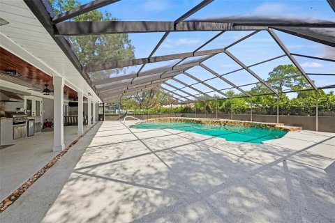 House in Brandon, Florida 4 bedrooms, 252.88 sq.m. № 2105126 - photo 28