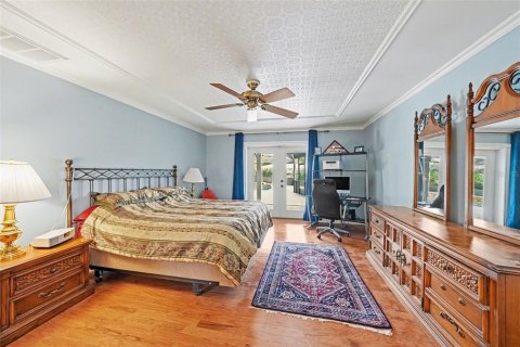 House in Brandon, Florida 4 bedrooms, 252.88 sq.m. № 2105126 - photo 17