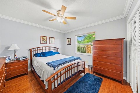 House in Brandon, Florida 4 bedrooms, 252.88 sq.m. № 2105126 - photo 18