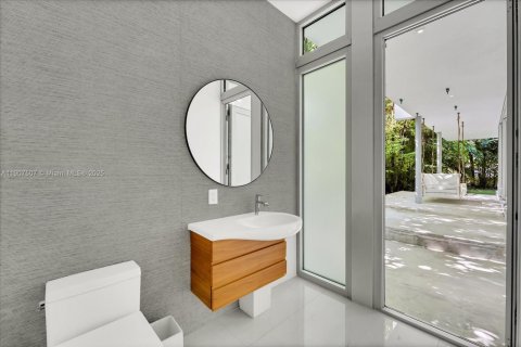 Купить виллу или дом в Майами-Бич, Флорида 3 спальни, 336.58м2, № 1968035 - фото 22