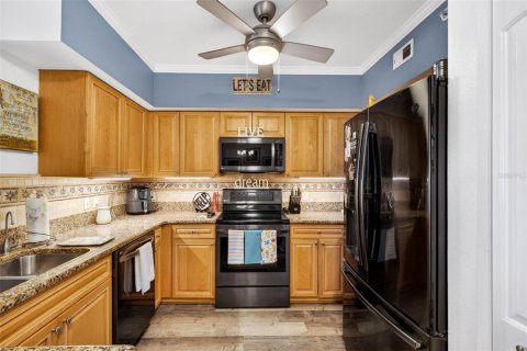 Condo in New Port Richey, Florida, 3 bedrooms  № 2133485 - photo 26