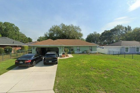 House in Ocala, Florida 4 bedrooms, 152.64 sq.m. № 1846941 - photo 1