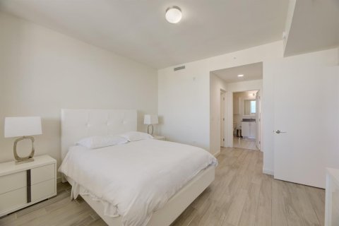 Купить кондоминиум в Майами, Флорида 1 спальня, 87.79м2, № 2083022 - фото 16