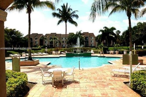 Copropriété à vendre à Miramar, Floride: 2 chambres, 91.32 m2 № 2048064 - photo 4