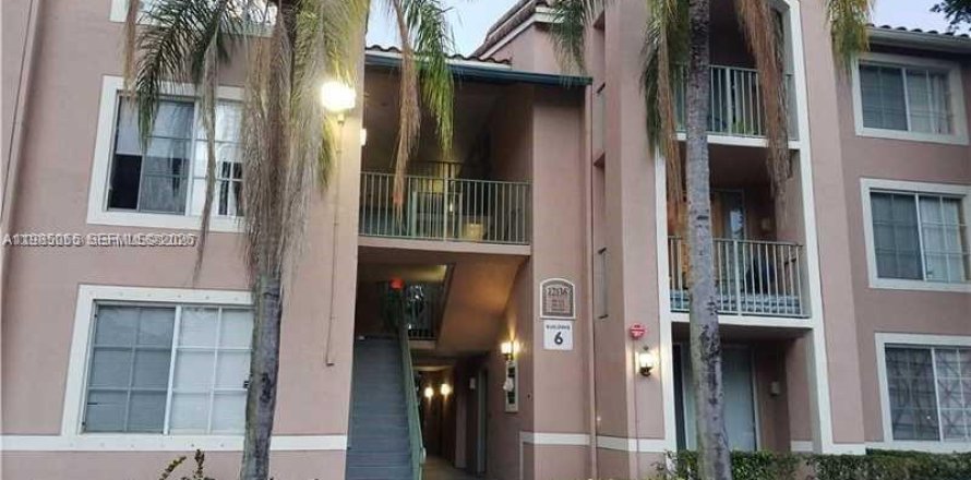 Condo à Miramar, Floride, 2 chambres  № 2048064