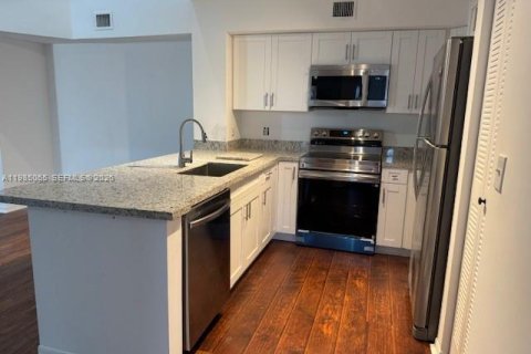 Copropriété à vendre à Miramar, Floride: 2 chambres, 91.32 m2 № 2048064 - photo 6