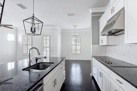 House in Celebration, Florida 3 bedrooms, 196.12 sq.m. № 1783207 - photo 12